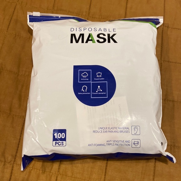 Black disposable masks - Picture 1 of 6